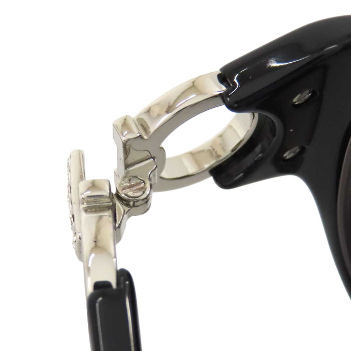 Salvatore Ferragamo 
Eyewear logo silver-tone metal 
Gancini rhinestone sunglasses