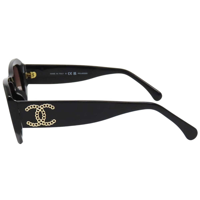 CHANEL 
COCO CC logo eyewear in gold-tone metal 
Coco Mark rectangular sunglasses
