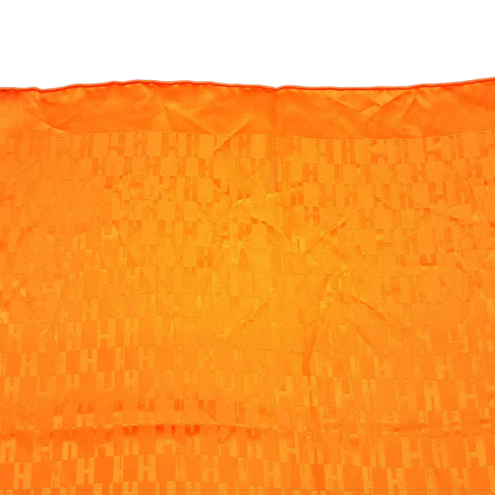 HERMES 
Logo ash silk petit carré 
Carré 45 H-pattern scarf