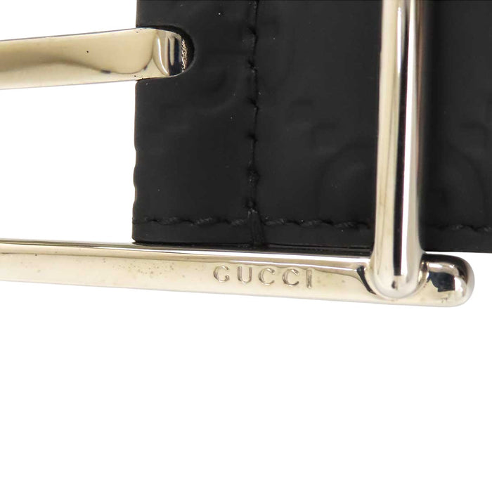 GUCCI 
Logo silver-tone metal 
Guccissima leather belt