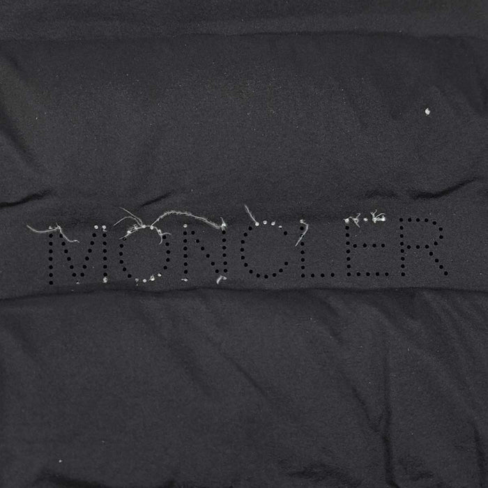 MONCLER 
ロゴ ワッペン ダブルジップ ハイネック ナイロン 
MAGLIA CARDIGAN 切替 ダウンジャケット