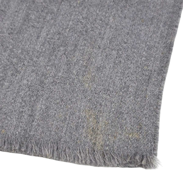 LOUIS VUITTON 
LV logo all-over pattern 
Echarpe Monogram cashmere scarf