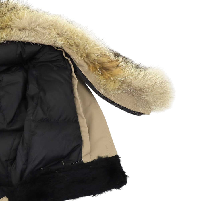 CANADA GOOSE 
Logo Bronte Parka Patch Hood Fur 
BRONTE PARKA Down Coat