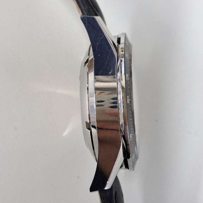 【WHOLESALES】
TAG HEUER 
CV2010.FC6233 
ニューカレラ タキメーター 
箱　ギャランティ