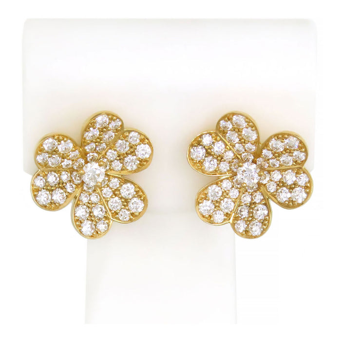 Van Cleef & Arpels
Frivole earrings, small model, diamonds