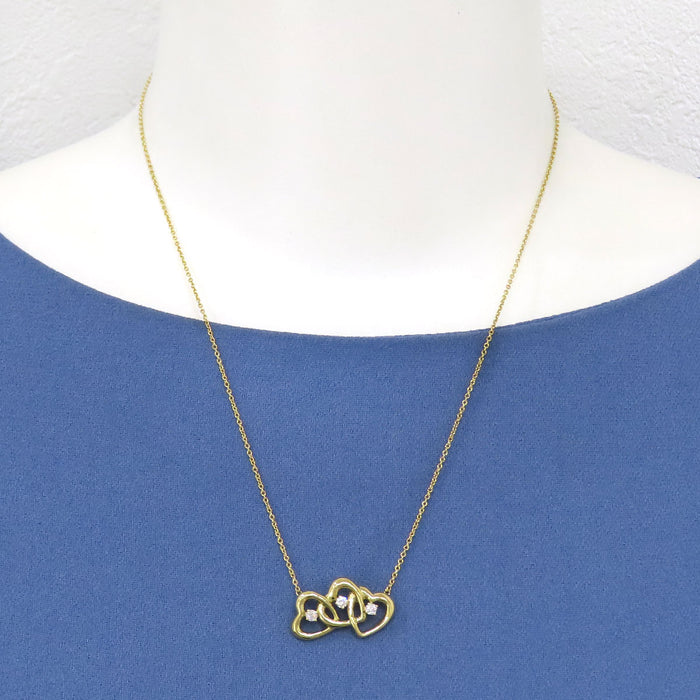 TIFFANY&Co. 
Collier Triple cœur en diamants