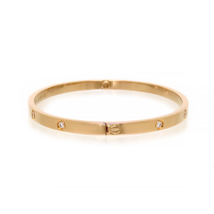 CARTIER 
Bracelet LOVE SM, demi-pavé de diamants