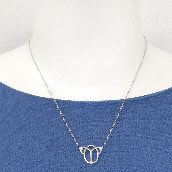 CARTIER 
Collier Scarabée