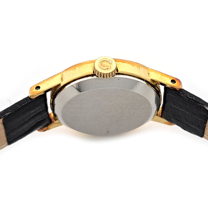 OMEGA 
De Ville 
avec boîte