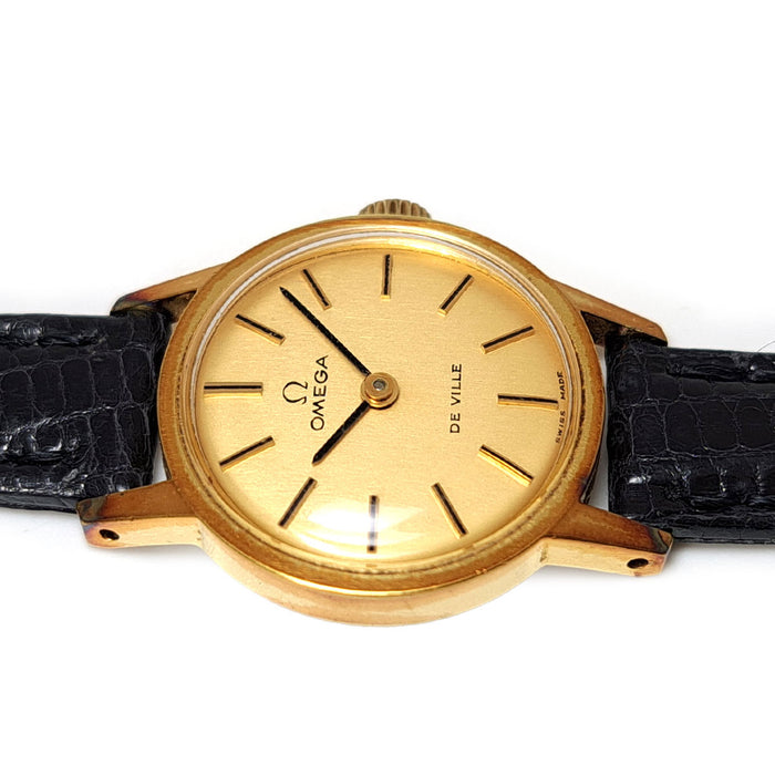 OMEGA 
De Ville 
avec boîte