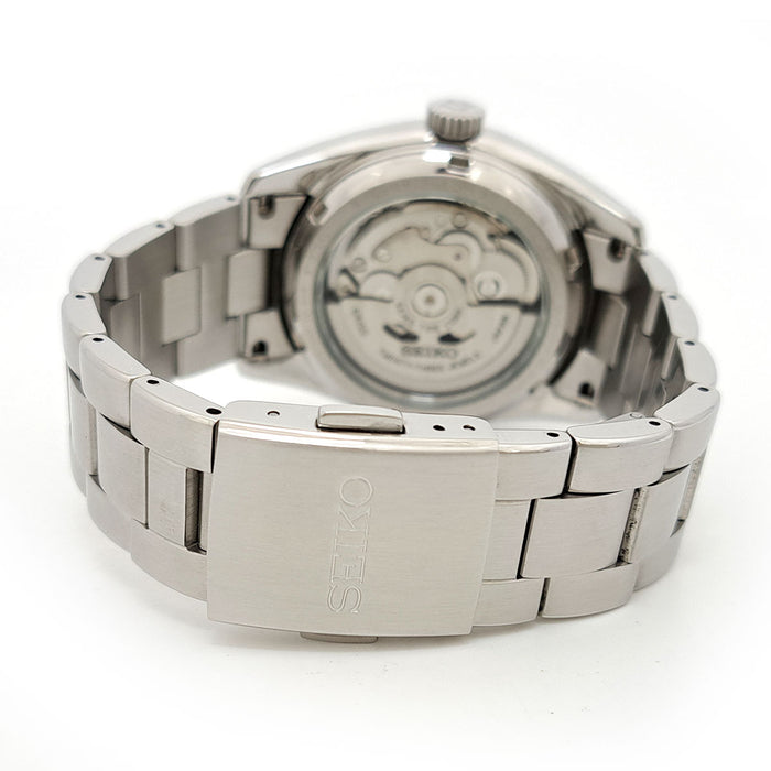 SEIKO 
Mechanical 
With box