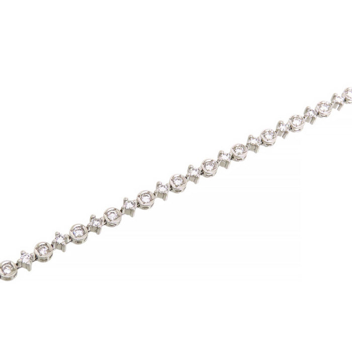 De Beers 
LINE Diamond Bracelet