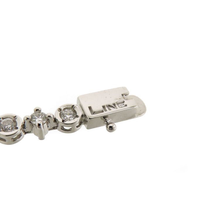 De Beers 
LINE Diamond Bracelet