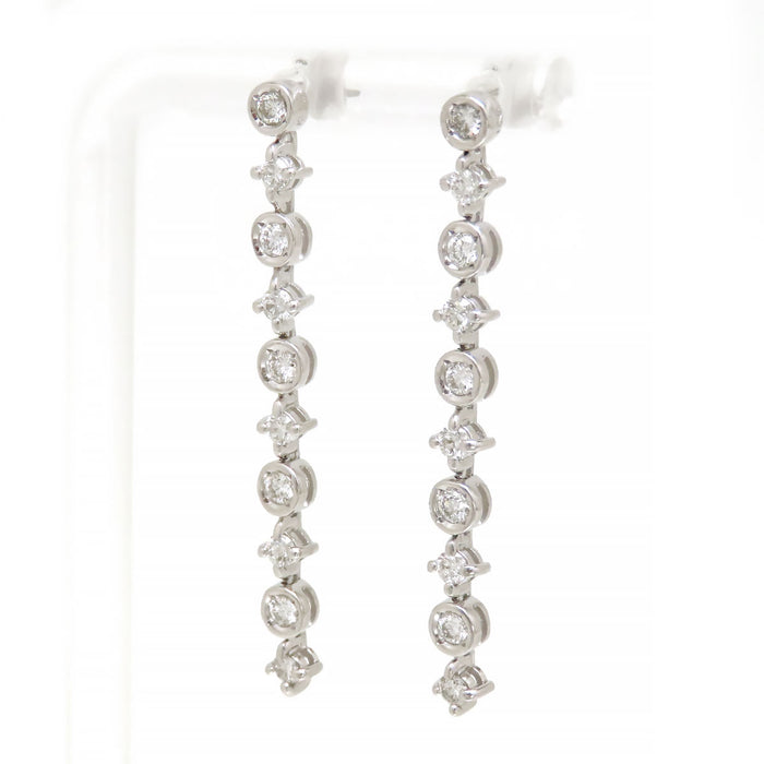 De Beers 
LINE Diamond Earrings