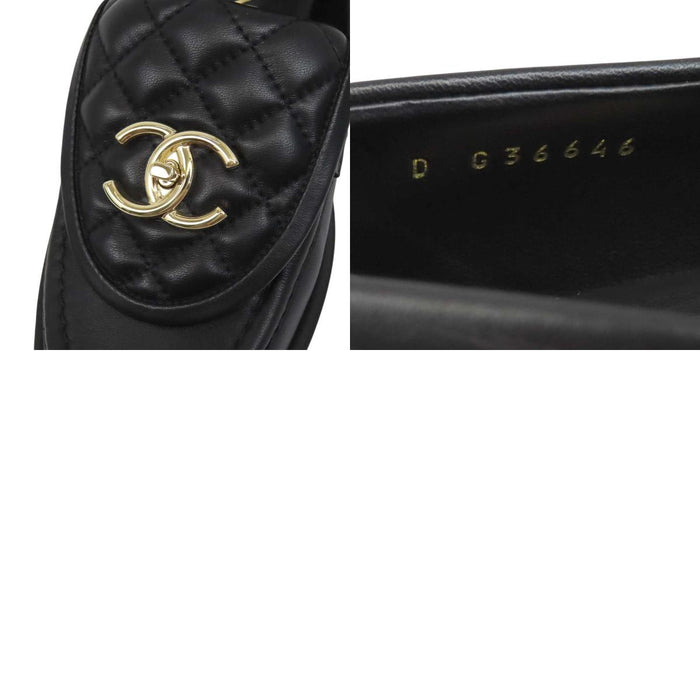 CHANEL 
COCO CC ロゴ レザー ゴールドカラーメタル 22A 
ココマーク ターンロック マトラッセ ローファー
