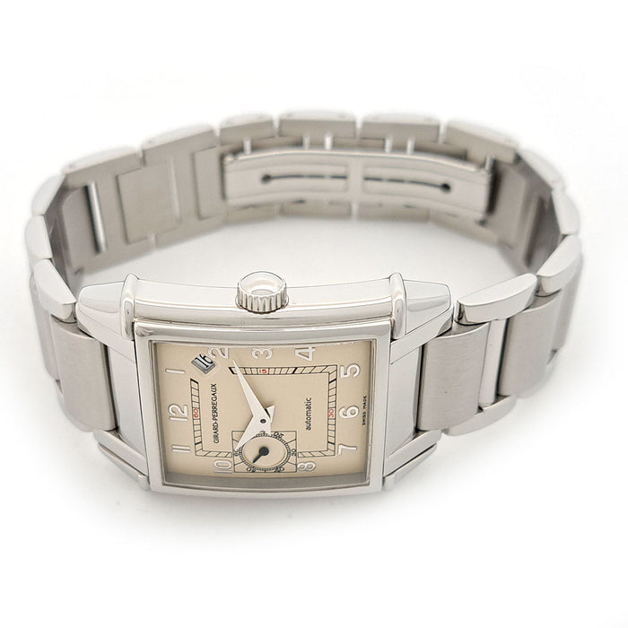 GIRARD-PERREGAUX 
ヴィンテージ 1945 
箱ギャラ付