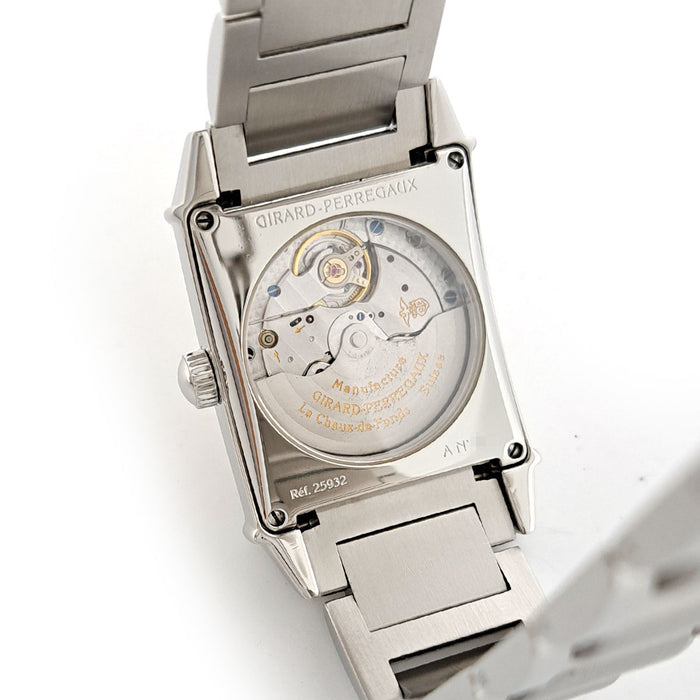 GIRARD-PERREGAUX 
ヴィンテージ 1945 
箱ギャラ付