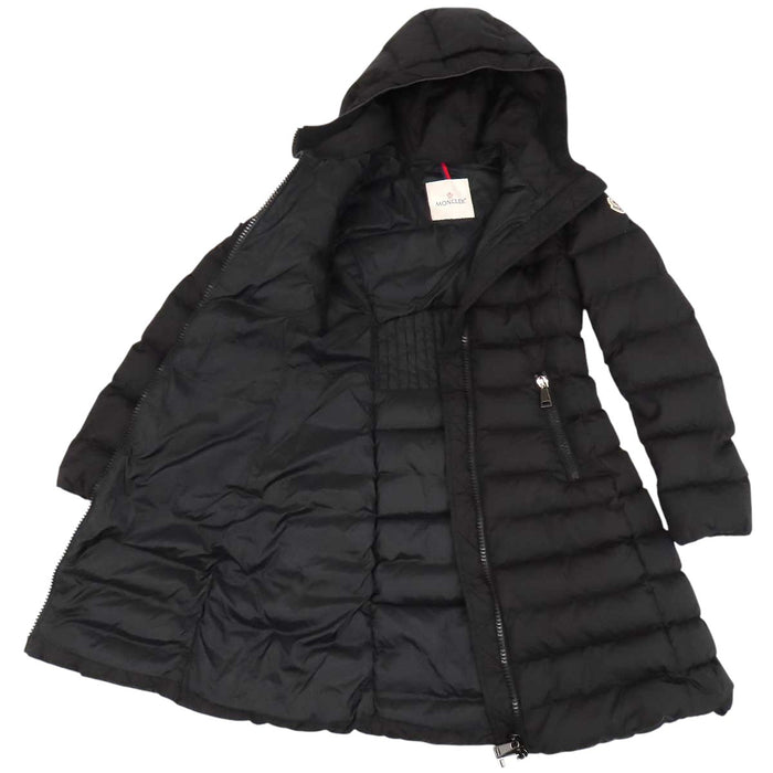 MONCLER 
ロゴ ワッペン ナイロン 
TALEV タレヴ ダウンコート