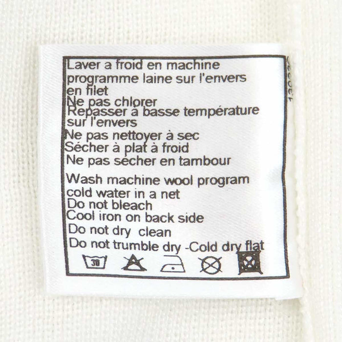 CHANEL 
COCO CC Logo V-Neck 02S 
Coco Mark Long-Sleeve Cotton Knit