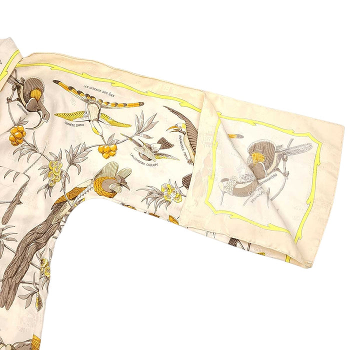 HERMES 
ロゴボタン 島々の鳥 スカーフ柄 
Les Oiseaux des Iles シルク シャツ