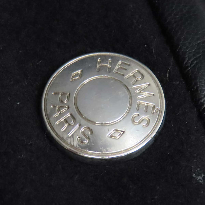 HERMES 
ロゴボタン ウール 
セリエボタン ノーカラー 中綿 ジャケット