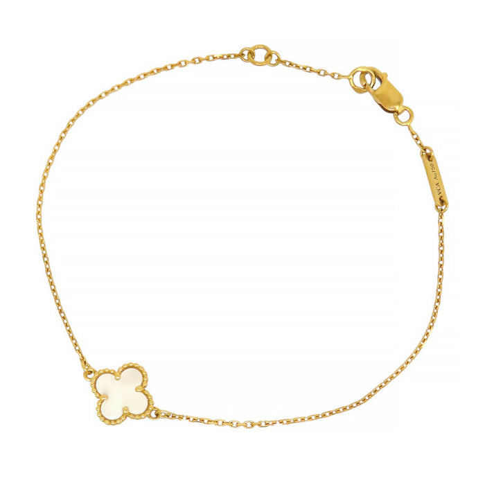 Van Cleef & Arpels 
Sweet Alhambra Bracelet
