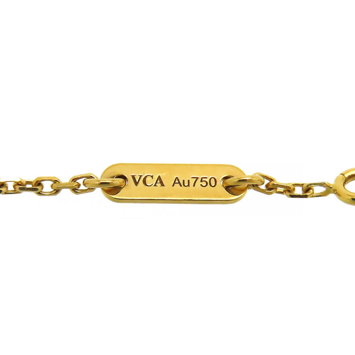Van Cleef & Arpels 
Sweet Alhambra Bracelet