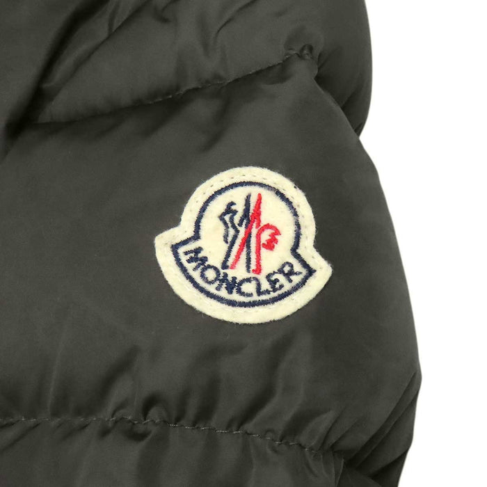 MONCLER 
クロエ ファー付き ロゴ ワッペン ナイロン ロング 
KHLOE ダウンコート