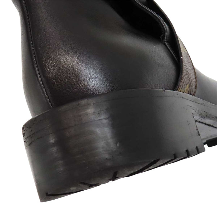 LOUIS VUITTON 
LV Leather 
Discovery Line Ankle Boots 
Monogram