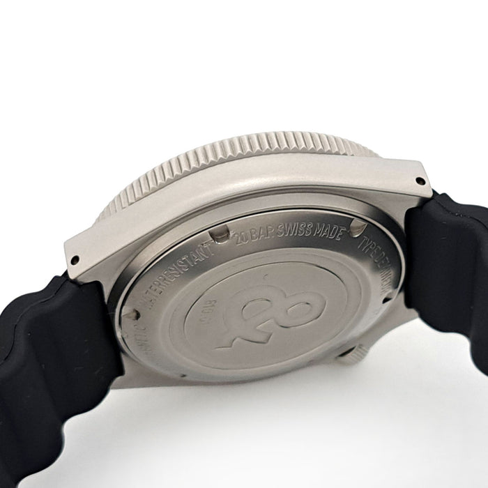 Bell＆Ross 
タイプデミナー プロフェッショナル by Sinn