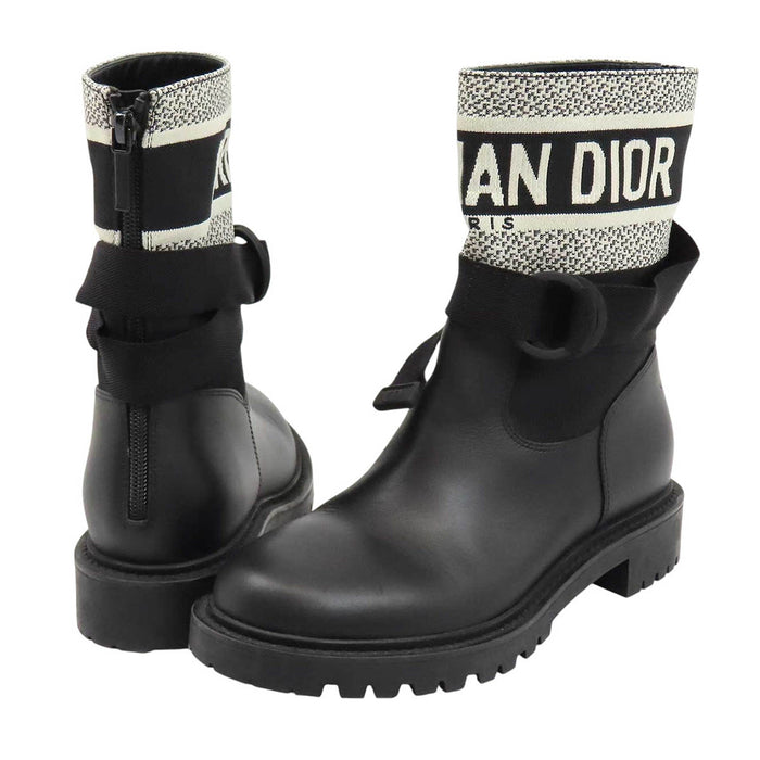 Dior 
CD ロゴ ジップアップ 
D-MAJOR レザー ブーツ