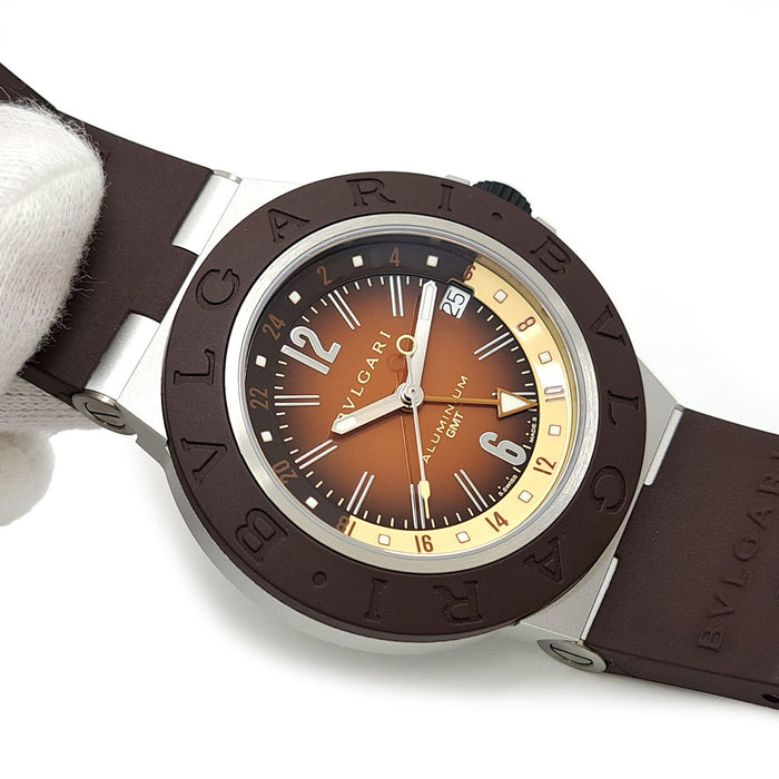 BVLGARI 
アルミニウム GMT フェンダー 限定モデル 
箱ギャラ付