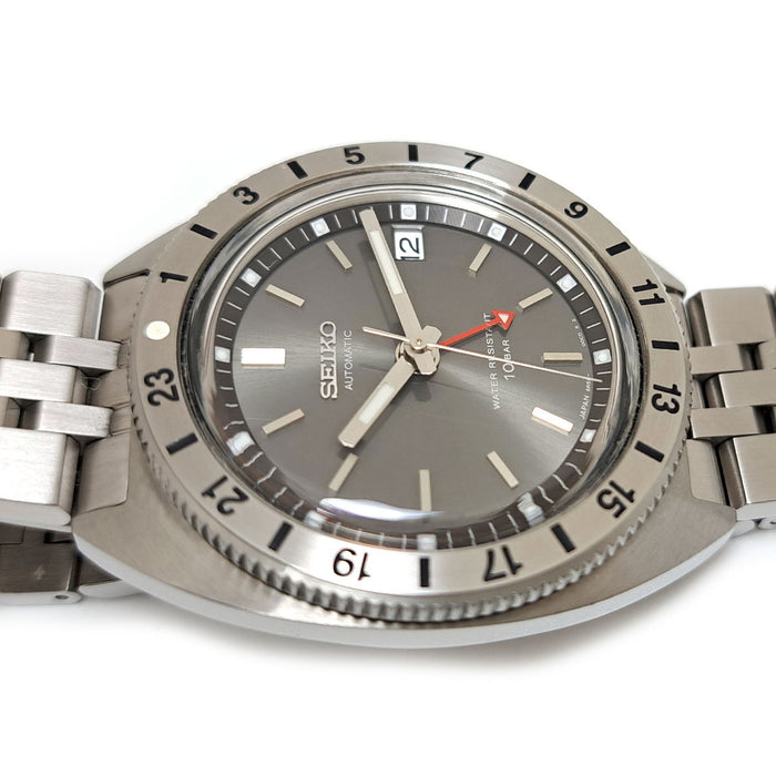 SEIKO 
プロスペックス ナビゲータータイマー 復刻デザイン限定モデル 
箱付
