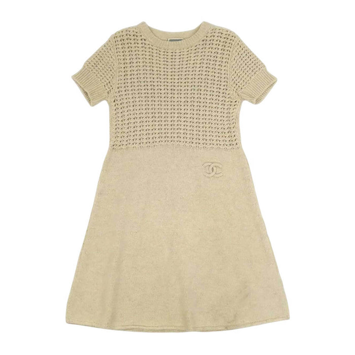 CHANEL 
09A COCO CC ロゴ ウール カシミヤ 
ココマーク ニット ショートスリーブ ワンピース 
シャネルスポーツ