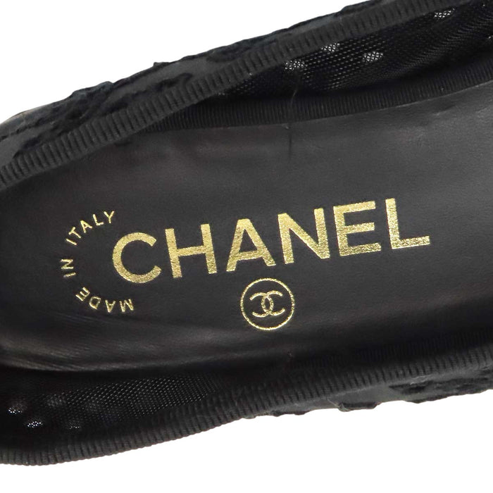 CHANEL 
COCO CC ロゴ 刺繍 リボン メッシュ フラット レザー 
ココマーク バレリーナ パンプス