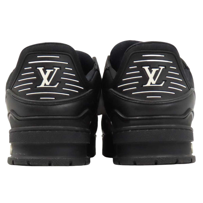 LOUIS VUITTON 
ロゴ レースアップ 
LV トレイナー ライン スニーカー 
モノグラム
