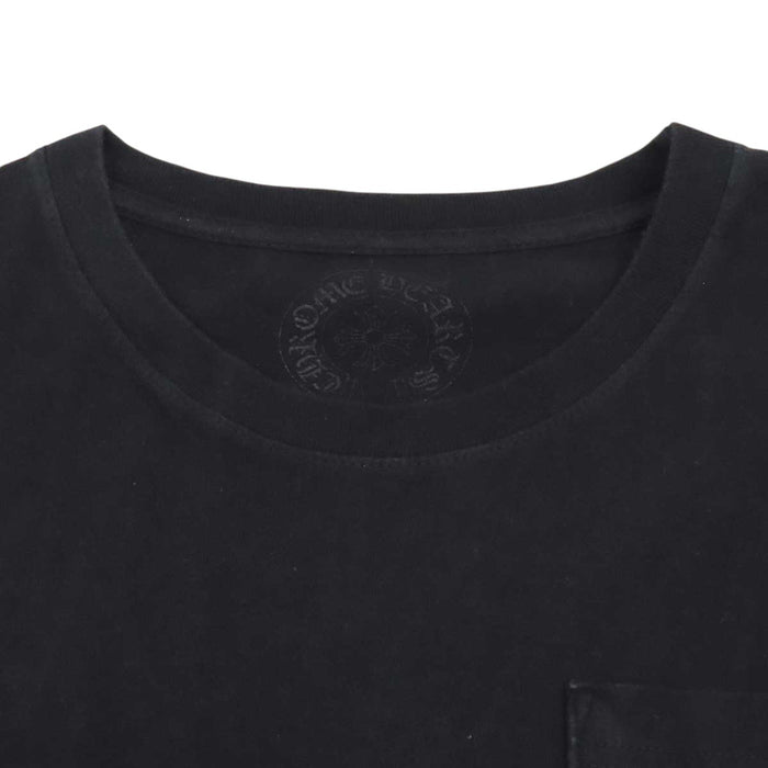 CHROME HEARTS 
CH コットン クルーネック 
スクロールラベル 袖ロゴ ロングスリーブ Tシャツ