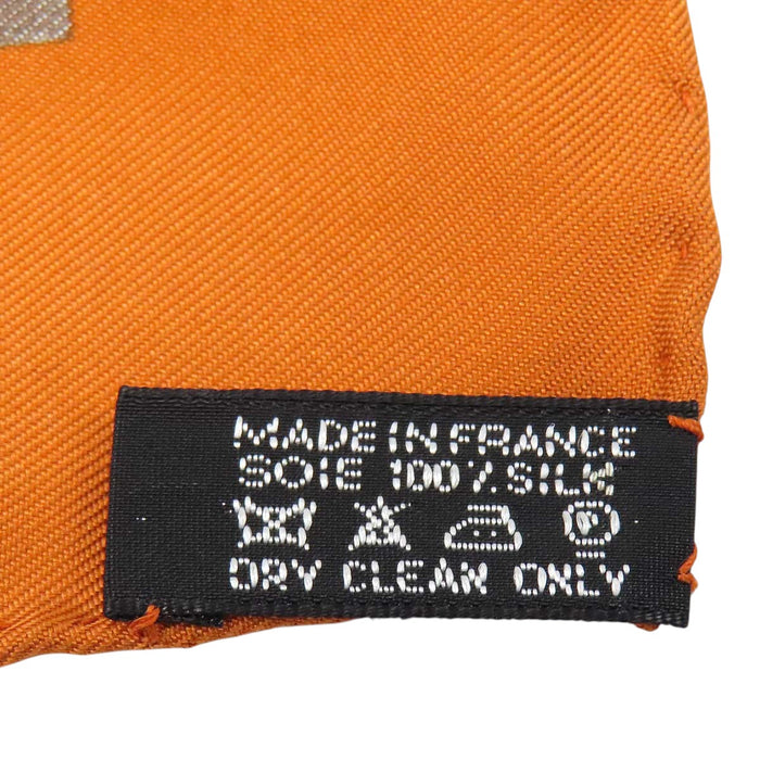 HERMES 
Bolduc Silk Petit Carré 
Carré 45 Bolduc Scarf