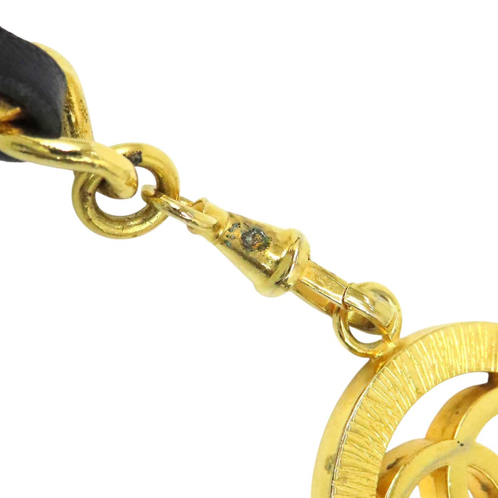 CHANEL 
COCO CC Logo Gold-Tone Metal 1984 
Coco Mark Vintage Chain Belt