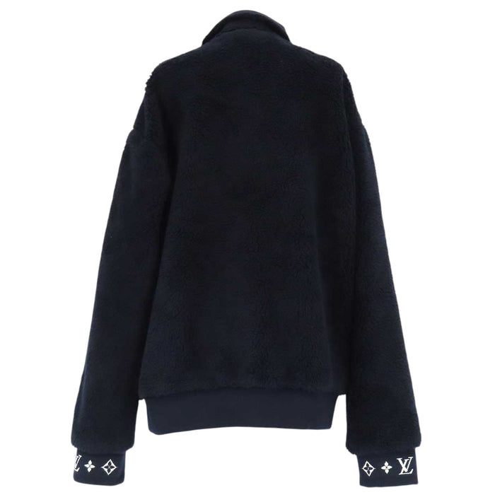 LOUIS VUITTON 
ロゴ ワッペン ジップアップ ゴールドカラー金具 ジップアップ 
モノグラム フリース ボア ブルゾン