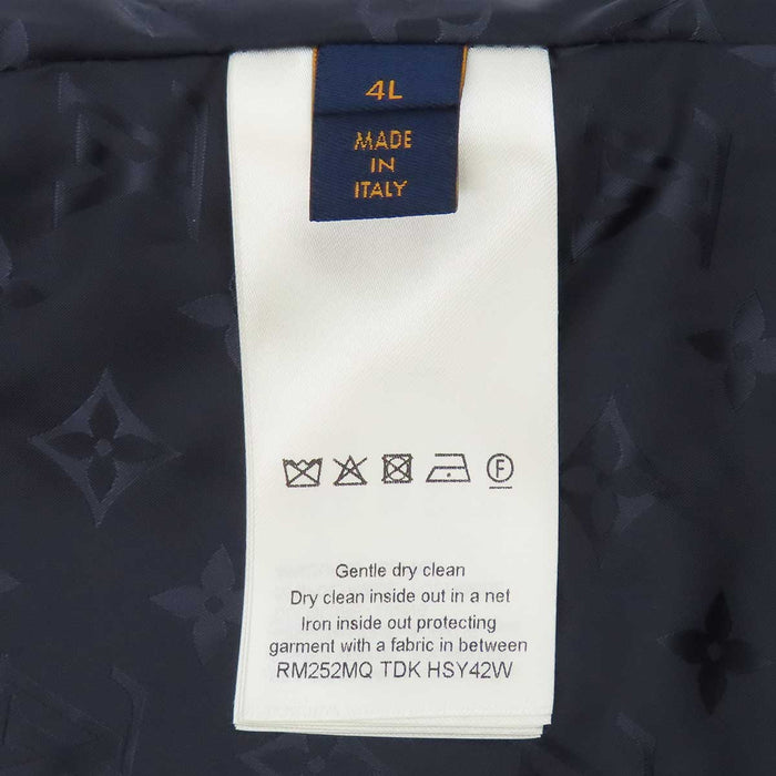 LOUIS VUITTON 
ロゴ ワッペン ジップアップ ゴールドカラー金具 ジップアップ 
モノグラム フリース ボア ブルゾン