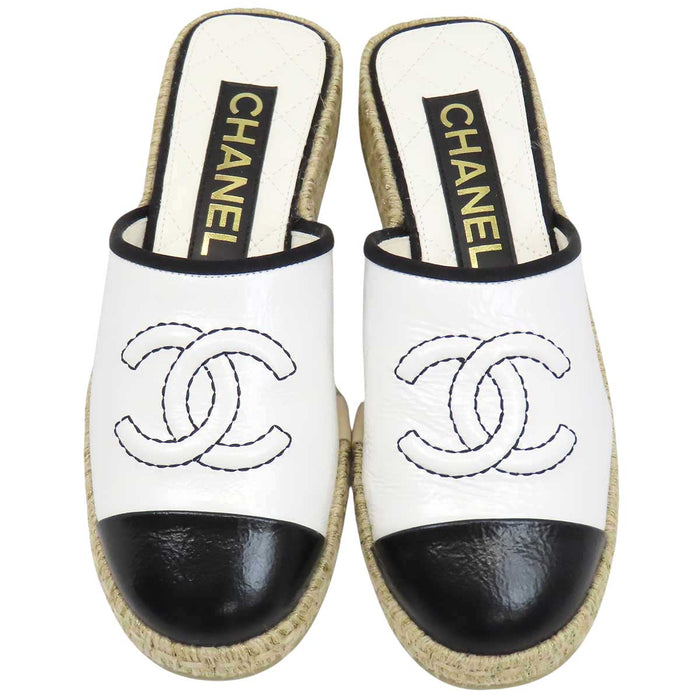CHANEL 
COCO CC ロゴ レザー 
ココマーク エスパドリーユ フラット サンダル