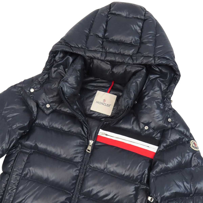 MONCLER 
ロゴ ワッペン フード ダブルジップ ナイロン 
MOUNIER ダウンジャケット