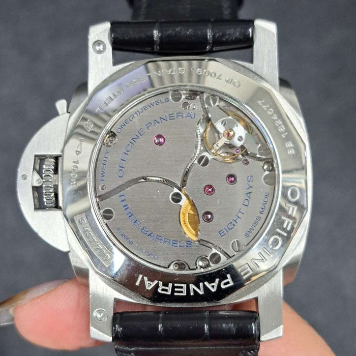 【WHOLESALES】
OFFICINE PANERAI 
PAM00233 
箱 ギャランティ(ショップ印のみ) 純正ラバーベルト×1(使用感小) 工具
