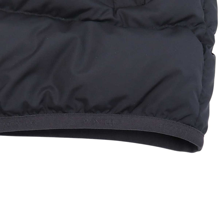 MONCLER 
ロゴ ワッペン ダブルジップ モンブロック 
MONTBROCQ ショート ダウンジャケット
