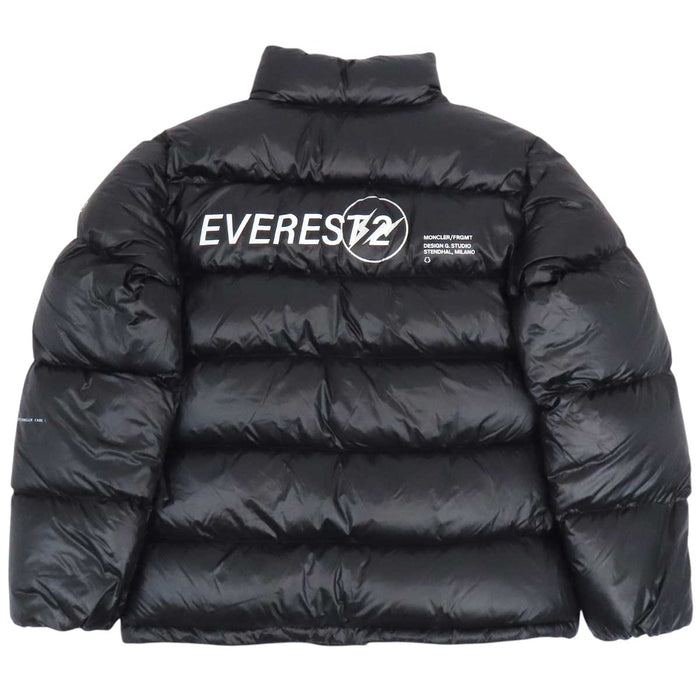 MONCLER 
FRGMT ワッペン ハイネック ナイロン 2023年製 
AMARANTH ダウンジャケット 
モンクレールジーニアス