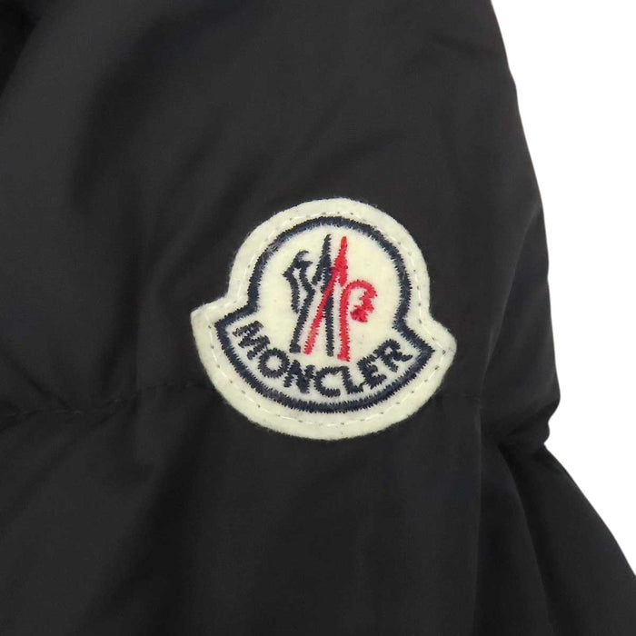 MONCLER 
ロゴ ワッペン フード ファー ナイロン 
FRAGON ダウンコート