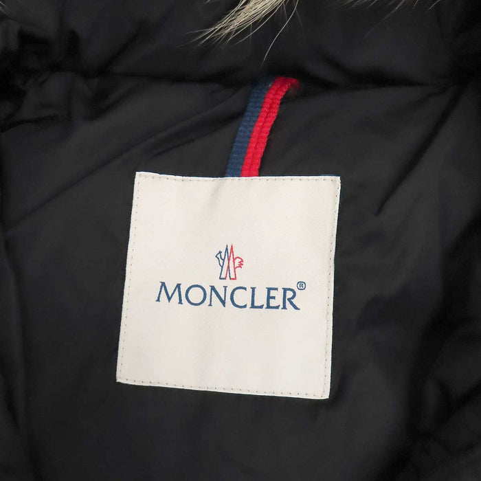 MONCLER 
ロゴ ワッペン フード ファー ナイロン 
FRAGON ダウンコート