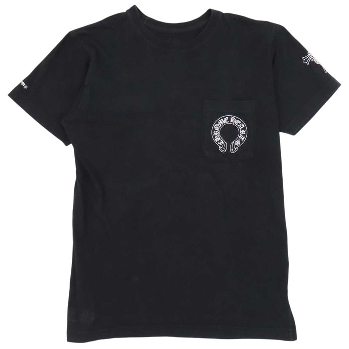 CHROME HEARTS 
Scroll label FUCK YOU pocket cotton crew neck 
Horseshoe Hairy Cross T-shirt