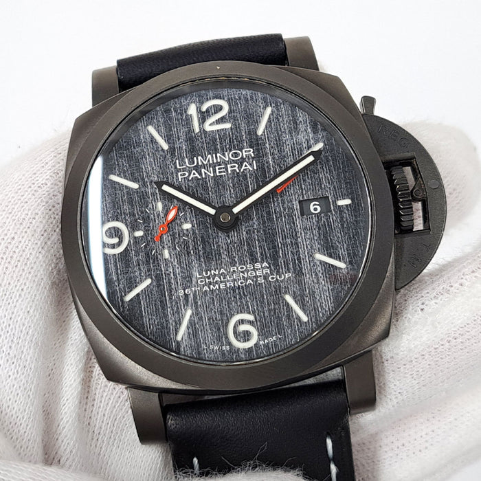 OFFICINE PANERAI 
ルミノール ルナロッサ GMT 
箱ギャラ付